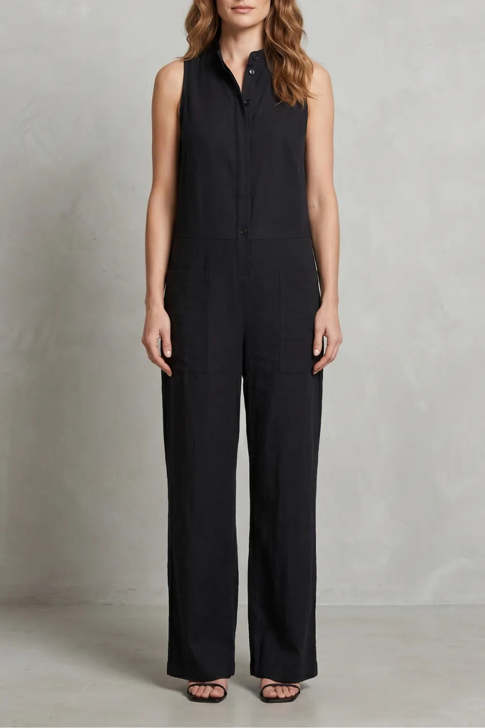 Relaxed minimalist silhouette – Jumpsuit