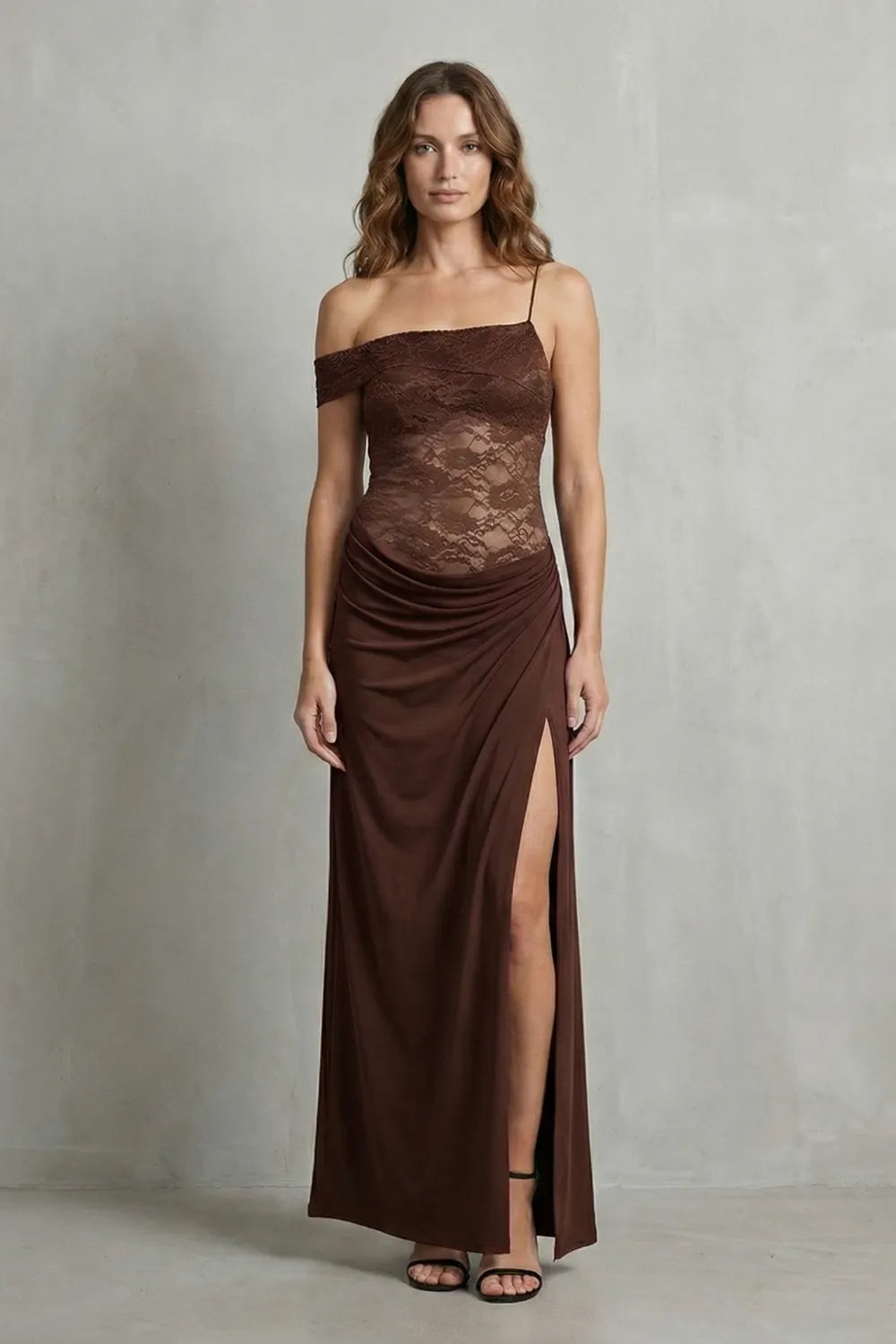 Timeless romance – Women’s Elegant Lace Maxi Dress