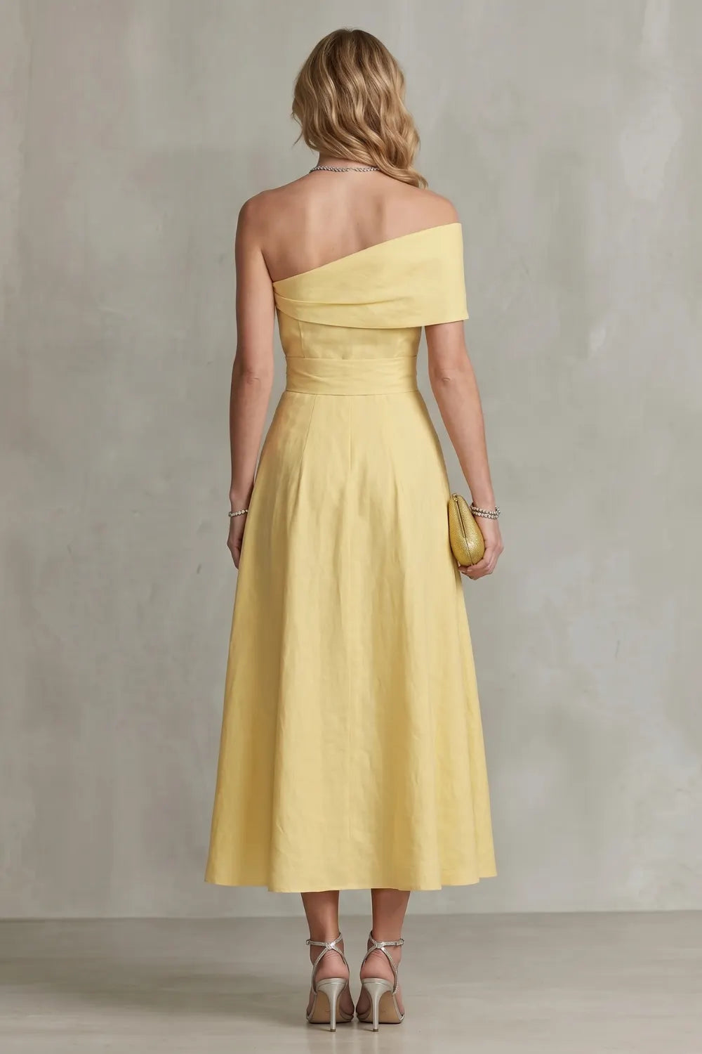 One-shoulder linen elegance – Maxi dress