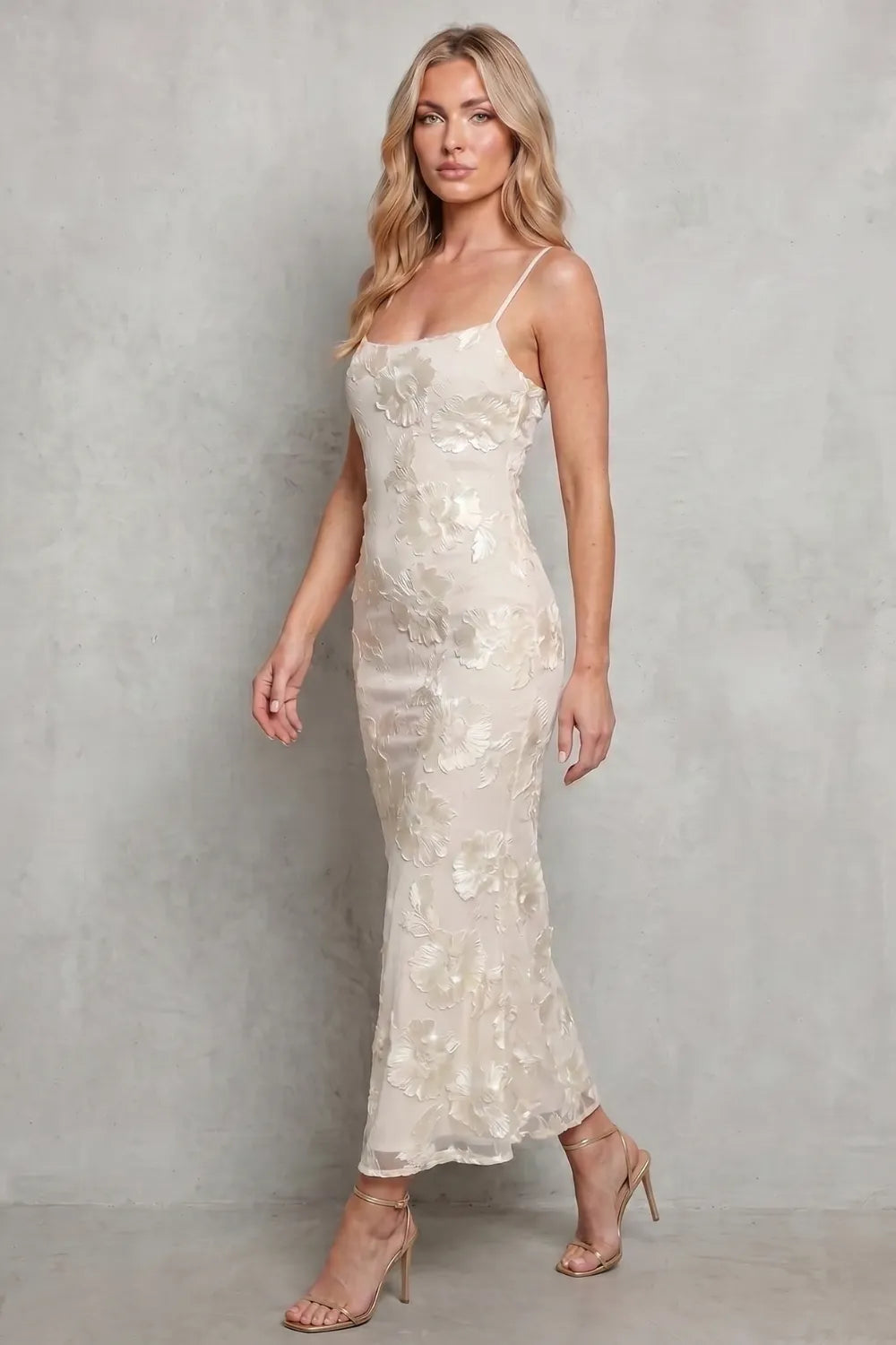 Radiant bloom – Women’s Floral Bodycon Maxi Dress