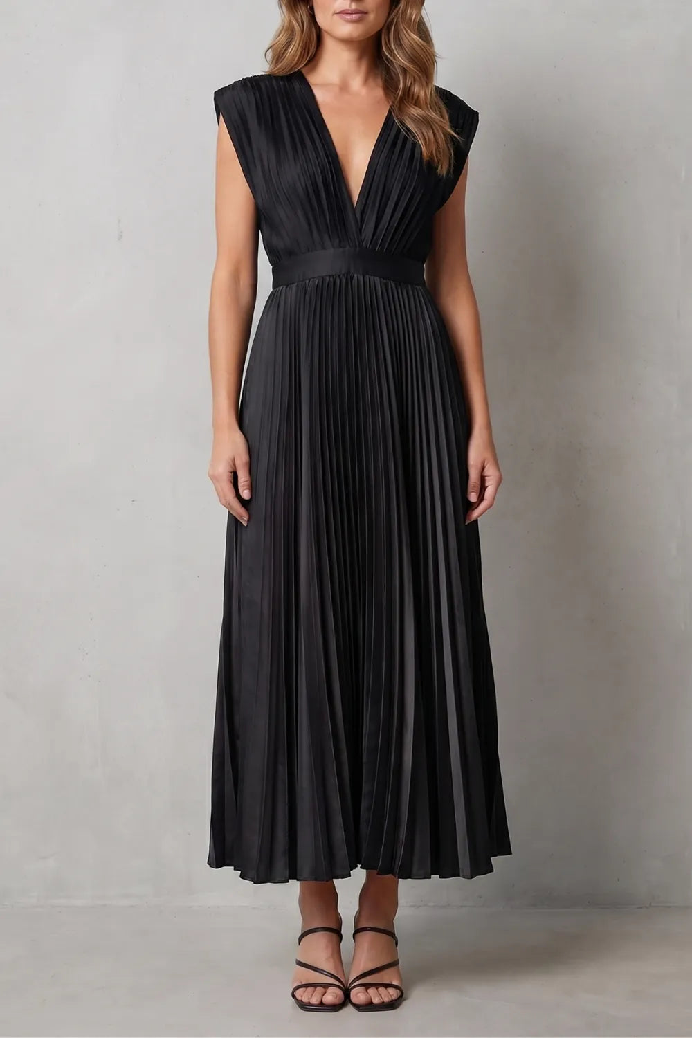 Flowing pleated elegance – Midi dress