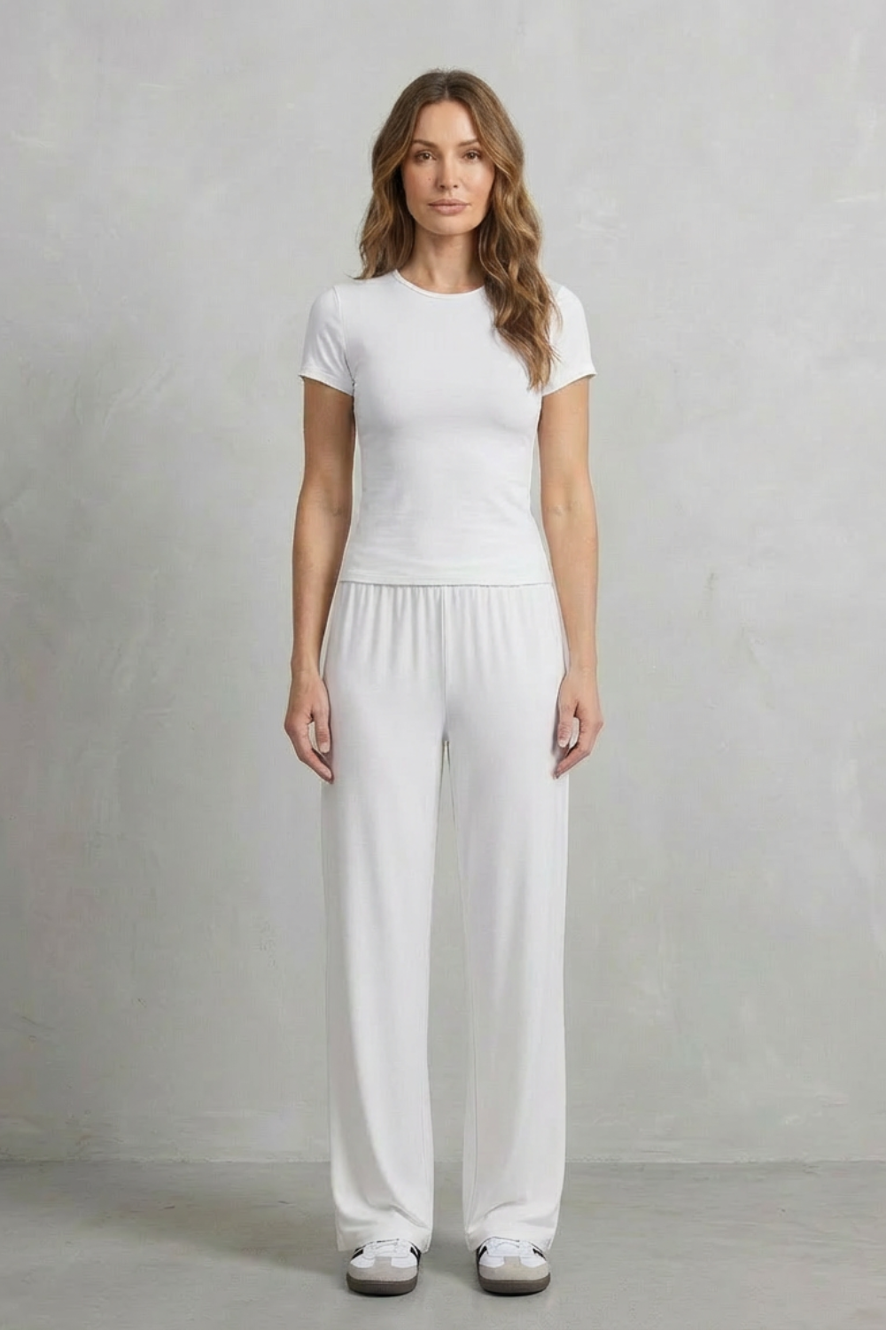Sleek Simplicity – Pure Color Wide-Leg Pants Suit